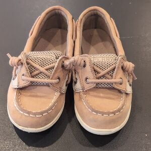 Sperry Kids Moccasins in Tan and Cream